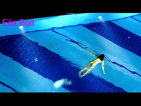 ❤️ म हेर्न रोक्न सक्दिन, जवान गोरा ELLA BOLT रिसोर्ट पूलमा नग्न पौडी खेल्दै समातियो ❌  अश्लील ne.porngifmag-com.ru मा