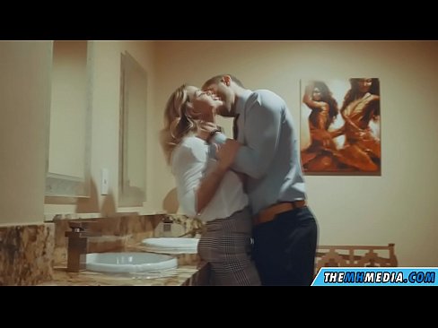 ❤️ जब एउटा बस्टी गोरोले तपाईंलाई सार्वजनिक शौचालयमा बहकाउँछ ❌  अश्लील ne.porngifmag-com.ru मा